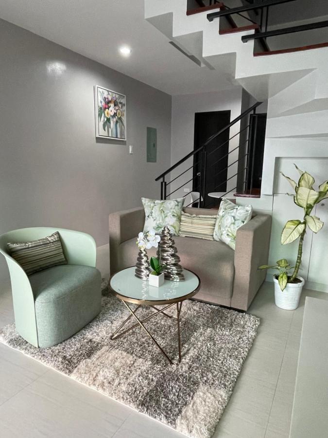 J Spazio Apartelle And Cafe Baranghauon Exterior photo