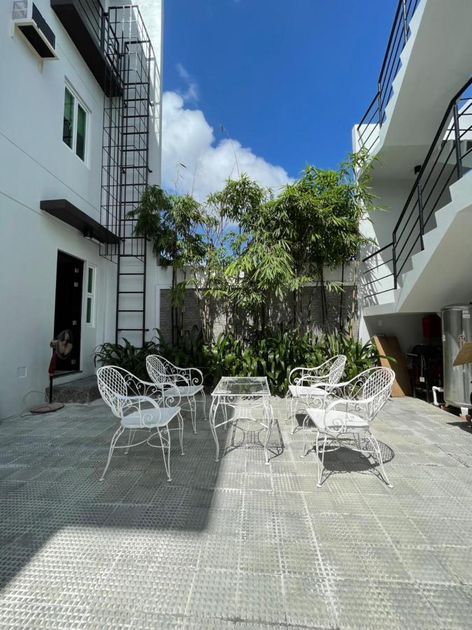 J Spazio Apartelle And Cafe Baranghauon Exterior photo