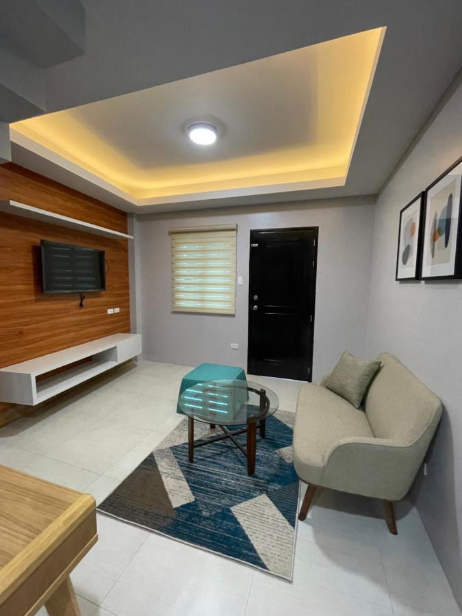 J Spazio Apartelle And Cafe Baranghauon Exterior photo