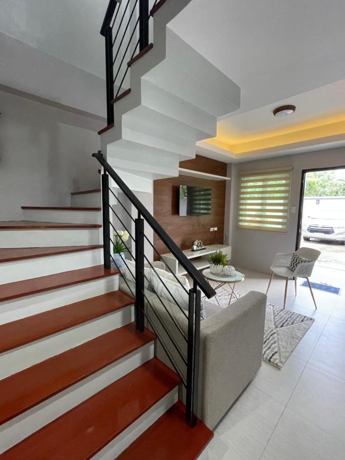 J Spazio Apartelle And Cafe Baranghauon Exterior photo