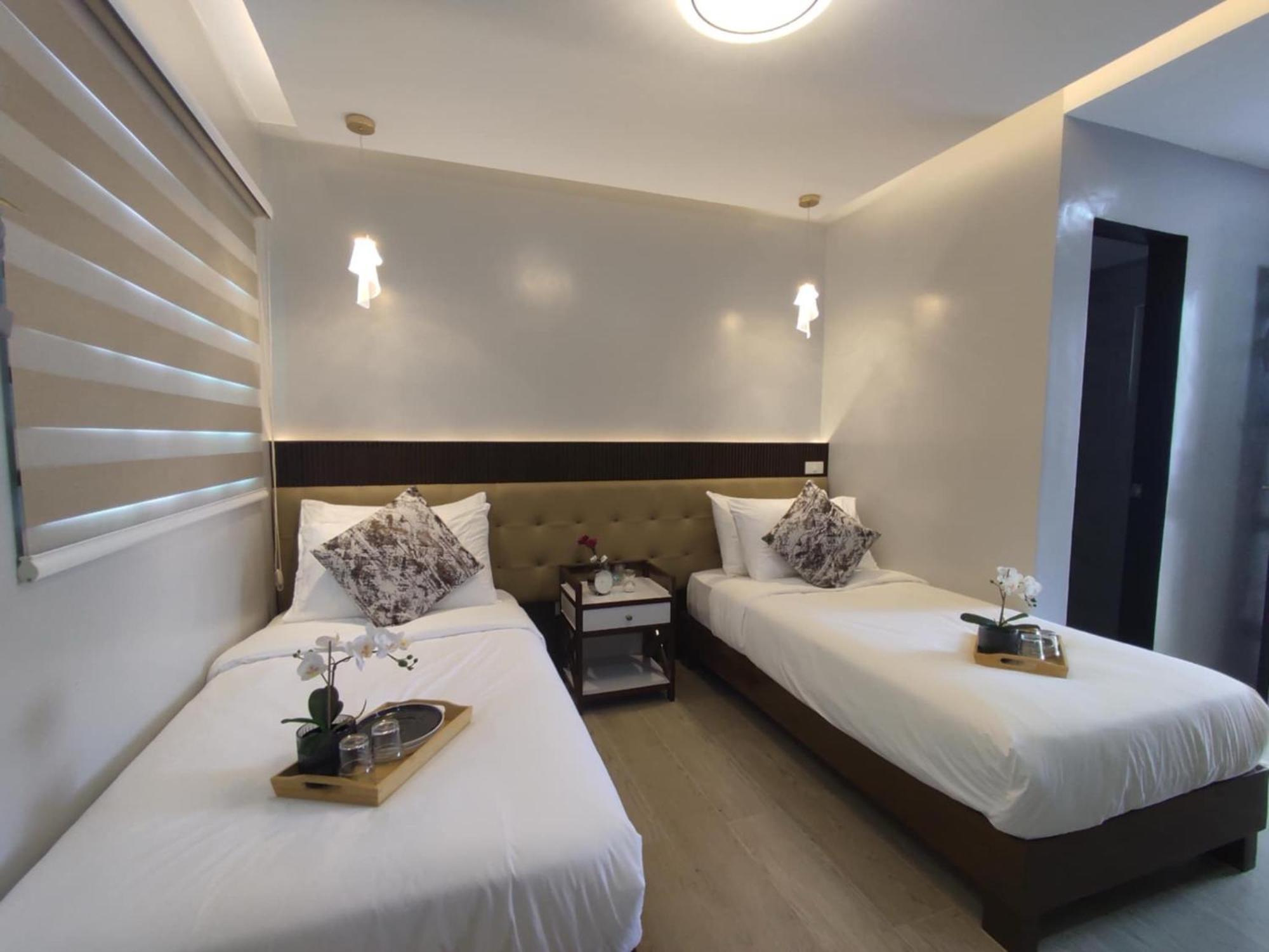 J Spazio Apartelle And Cafe Baranghauon Exterior photo